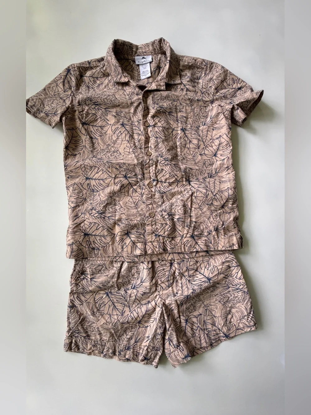 Tommy Bahama Boys M 10/12 Hawaiian Button Down Shirt Short Set Tan Floral Leaf